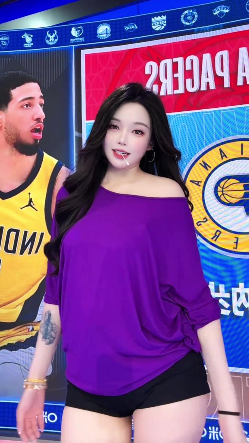 美女主播小太陽：年輕的將軍意氣風(fēng)發(fā)！ 哈利伯頓強(qiáng)的可怕
