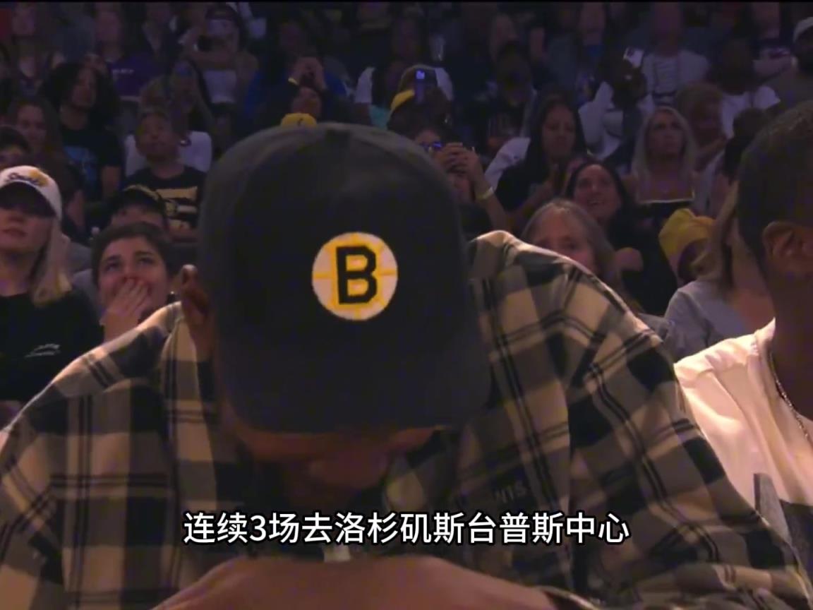 KD凡心大動？連續(xù)三場盯梢火花隊皮衣布林克庫里‘準(zhǔn)妹夫’上線？